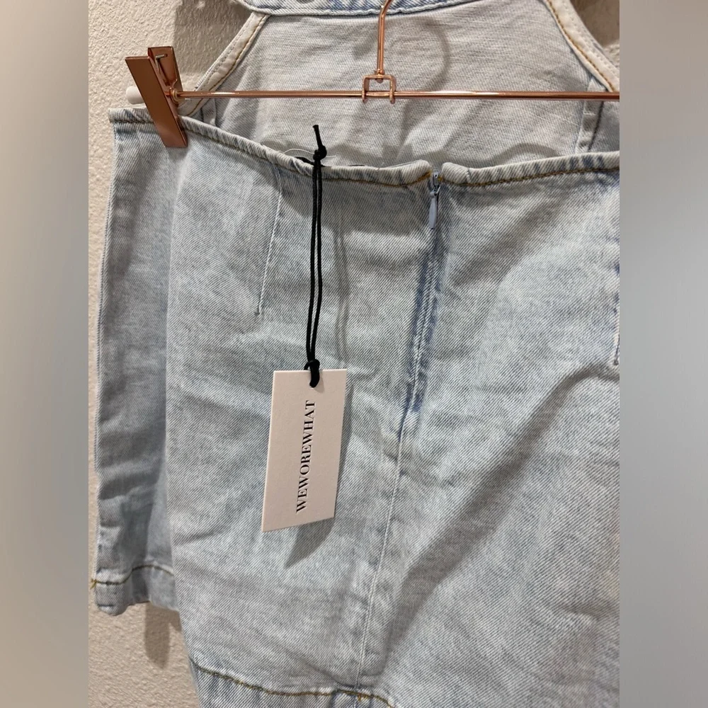 We Wore What NWT Denim Cut Out Belted Mini Skirt Sz XS $69 REVOLVE Y2K - Picture 14 of 14
